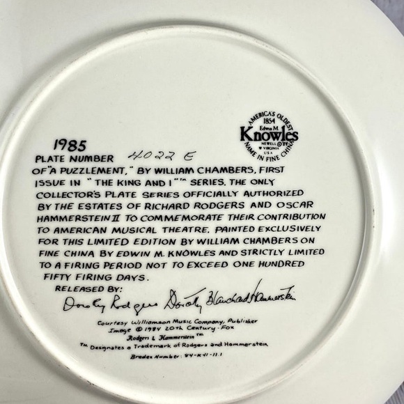 King and I Embezzelment Porcelain Plate - Picture 2 of 3